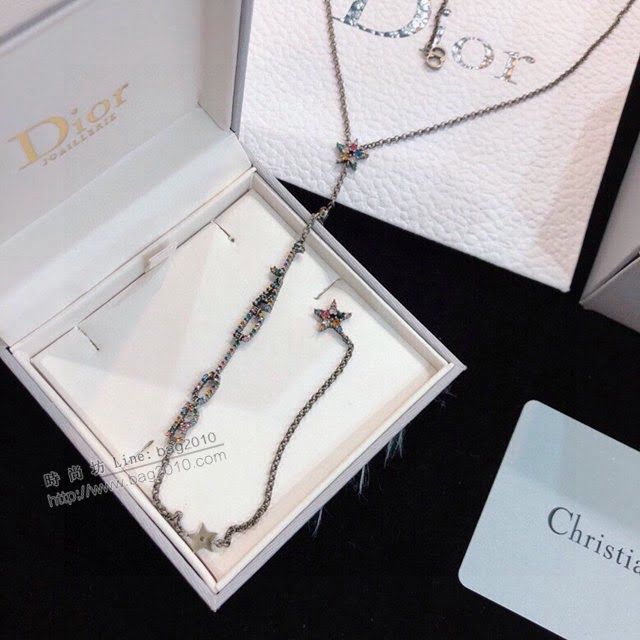 Dior飾品 迪奧經典熱銷款復古金色項鏈  zgd1209